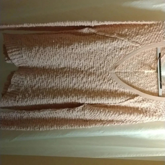 Free People Chunky Knit Boho Pinky peach colored sweater  Barbie Cottage Core​ - Picture 6 of 7